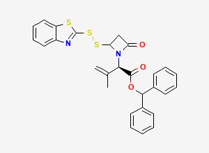 Two-dimensional chemical structure of benzhydryl (2R)-2-[2-(1,3-benzothiazol-2-yldisulfanyl)-4-oxoazetidin-1-yl]-3-methylbut-3-enoate