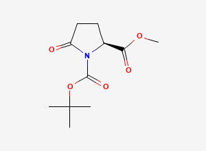 Two-dimensional chemical structure of 1-O-tert-butyl 2-O-methyl (2S)-5-oxopyrrolidine-1,2-dicarboxylate