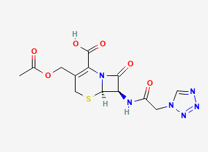 Two-dimensional chemical structure of (6R-trans)-3-(Acetoxymethyl)-8-oxo-7-(1H-tetrazol-1-ylacetamido)-5-thia-1-azabicyclo[4.2.0]oct-2-ene-2-carboxylic acid