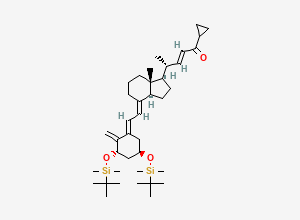 Two-dimensional chemical structure of (R,E)-4-((1R,3aS,7aR,E)-4-((E)-2-((3S,5R)-3,5-bis(tert-butyldimethylsilyloxy)-2-methylenecyclohexylidene)ethylidene)-7a-methyloctahydro-1H-inden-1-yl)-1-cyclopropylpent-2-en-1-one
