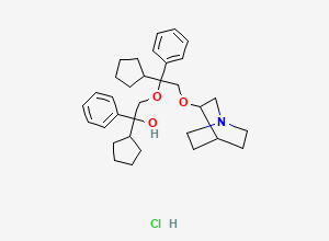Two-dimensional chemical structure of alpha-[[2-(1-Azabicyclo[2.2.2]oct-3-yloxy)-1-cyclopentyl-1-phenylethoxy]methyl]-alpha-cyclopentyl-benzenemethanol hydrochloride