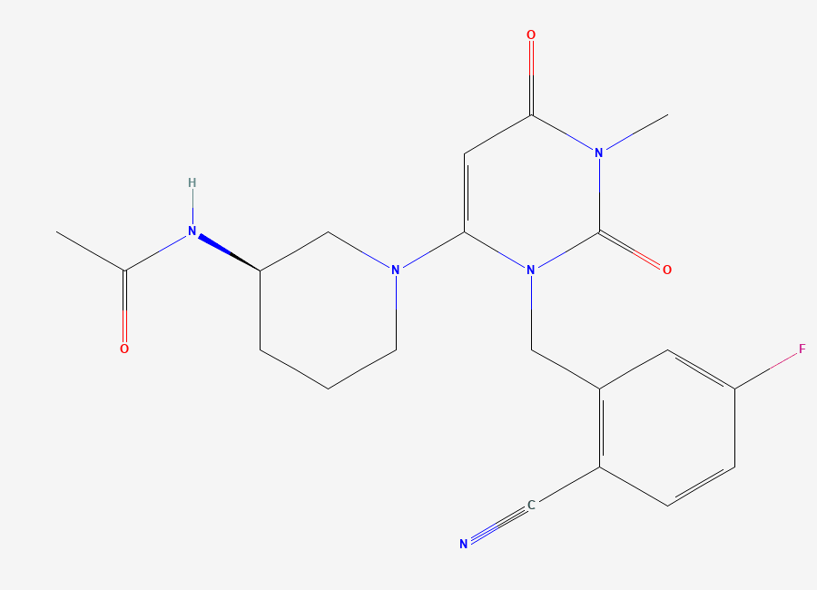 Two-dimensional chemical structure of (R)-N-(1-(3-(2-Cyano-5-fluorobenzyl)-1-methyl-2,6-dioxo-1,2,3,6-tetrahydropyrimidin-4-yl)piperidin-3-yl)acetamide