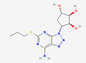 Two-dimensional chemical structure of (1S,2R,3S,4R)-4-(7-Amino-5-(propylthio)-3H-[1,2,3]triazolo[4,5-d]pyrimidin-3-yl)cyclopentane-1,2,3-triol