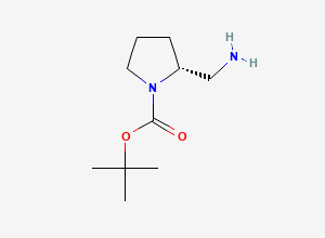 Two-dimensional chemical structure of tert-butyl (2R)-2-(aminomethyl)pyrrolidine-1-carboxylate