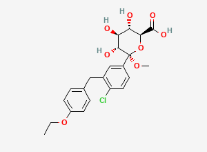 Two-dimensional chemical structure of (2S,3S,4S,5R,6S)-6-(4-Chloro-3-(4-ethoxybenzyl)phenyl)-3,4,5-trihydroxy-6-methoxytetrahydro-2H-pyran-2-carboxylic acid