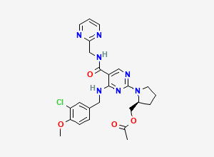 Two-dimensional chemical structure of (S)-(1-(4-((3-Chloro-4-methoxybenzyl)amino)-5-((pyrimidin-2-ylmethyl)carbamoyl)pyrimidin-2-yl)pyrrolidin-2-yl)methyl acetate