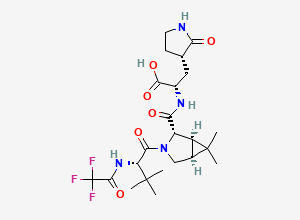 Two-dimensional chemical structure of (S)-2-((1R,2S,5S)-3-((S)-3,3-Dimethyl-2-(2,2,2-trifluoroacetamido)butanoyl)-6,6-dimethyl-3-azabicyclo[3.1.0]hexane-2-carboxamido)-3-((S)-2-oxopyrrolidin-3-yl)propanoic Acid