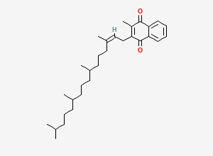 Two-dimensional chemical structure of 2-methyl-3-[(Z)-3,7,11,15-tetramethylhexadec-2-enyl]naphthalene-1,4-dione