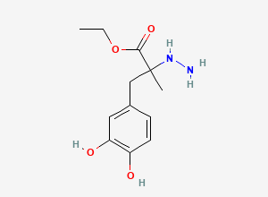 Two-dimensional chemical structure of Ethyl 3-(3,4-dihydroxyphenyl)-2-hydrazinyl-2-methylpropanoate