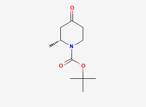 Two-dimensional chemical structure of tert-Butyl (2R)-2-methyl-4-oxopiperidine-1-carboxylate