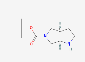 Two-dimensional chemical structure of tert-butyl (3aR,6aR)-2,3,3a,4,6,6a-hexahydro-1H-pyrrolo[2,3-c]pyrrole-5-carboxylate