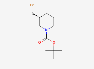 Two-dimensional chemical structure of (R)-Tert-butyl 3-(bromomethyl)piperidine-1-carboxylate