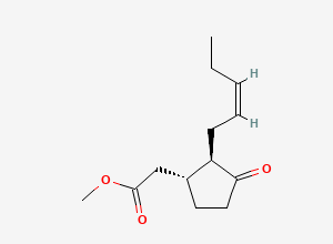 Two-dimensional chemical structure of (-)-Methyl jasmonate