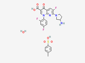 Two-dimensional chemical structure of 1,8-Naphthyridine-3-carboxylic acid, 7-(3-amino-1-pyrrolidinyl)-1-(2,4-difluorophenyl)-6-fluoro-1,4-dihydro-4-oxo-, 4-methylbenzenesulfonate, hydrate (1:1:?)
