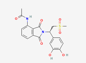 Two-dimensional chemical structure of N-[2-[(1S)-1-(3,4-dihydroxyphenyl)-2-methylsulfonylethyl]-1,3-dioxoisoindol-4-yl]acetamide
