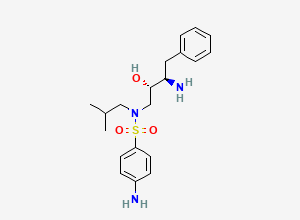 Two-dimensional chemical structure of 4-Amino-N-((2S,3R)-3-amino-2-hydroxy-4-phenylbutyl)-N-isobutylbenzenesulfonamide, CAS 1402142-62-4
