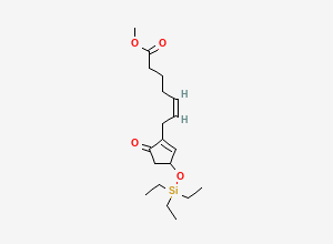 Two-dimensional chemical structure of (Z)-Methyl 7-(5-oxo-3-((triethylsilyl)-oxy)cyclopent-1-en-1-yl)hept-5-enoate