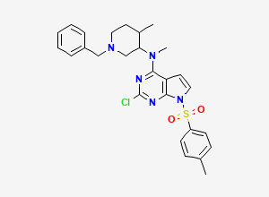 Two-dimensional chemical structure of N-(1-benzyl-4-methylpiperidin-3-yl)-2-chloro-N-methyl-7-tosyl-7H-pyrrolo[2,3-d]pyrimidin-4-amine