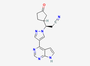 Two-dimensional chemical structure of (3R)-3-(3-Oxocyclopentyl)-3-(4-(7H-pyrrolo(2,3-d)pyrimidin-4-yl)pyrazol-1-yl)propanenitrile