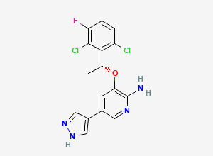 Two-dimensional chemical structure of (R)-3-(1-(2,6-Dichloro-3-fluorophenyl)ethoxy)-5-(1H-pyrazol-4-yl)pyridin-2-amine, CAS 3026867-46-6