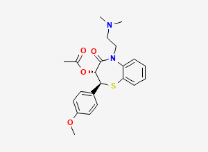 Two-dimensional chemical structure of (2S,3R)-5-(2-(Dimethylamino)ethyl)-2-(4-methoxyphenyl)-4-oxo-2,3,4,5-tetrahydrobenzo[b][1,4]thiazepin-3-yl acetate