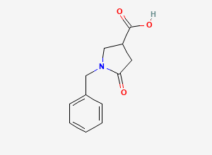 Two-dimensional chemical structure of 1-Benzyl-5-oxo-pyrrolidine-3-carboxylic acid